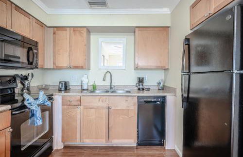 Sunny 1 Br Condo on the Water in St Petersburg, FL - Foto 12