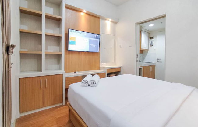 Minimalist And Homey Studio At Amartha View Apartment - Foto 5