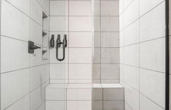 Hot Tub - Gym - Pizza Oven - PS5 - Ping Pong - 2MIN from DT - Foto 23