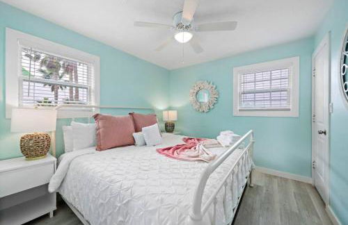 Beach Cottage Close to the Beach with Fire Pit - Foto 48