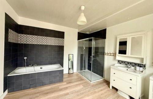 Bright house with private pool in La Rochelle - Foto 24