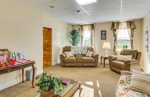 5,000 Sq Ft Antebellum Farmhouse 3 Mi to Antietam! - Foto 7