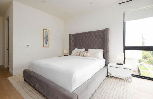 Stylish Apartments in Glendale with Free Parking - Foto 74