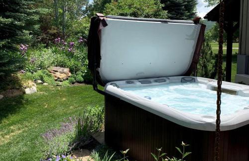 Spectacular Family Vacation Home with Fishing Pond Near Aspen, Colorado - Foto 2