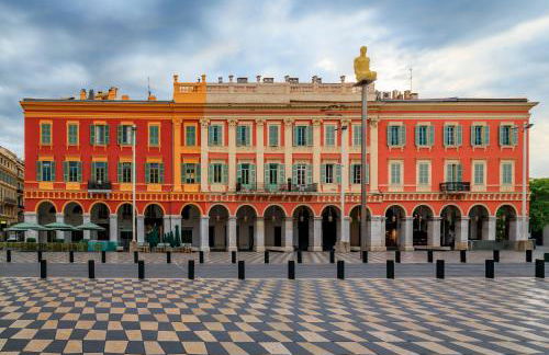 VILLA DES PERGOLAS -6 Bdrs - 5 bathrs -Parking -Jardin -JACUZZI -TRAMstation , 10 min beach - Foto 41