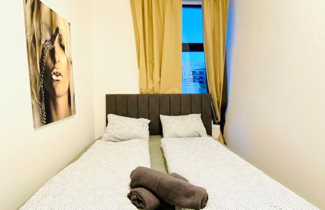 Sweet 3BR Apt in a Quiet Neighborhood - Foto 11