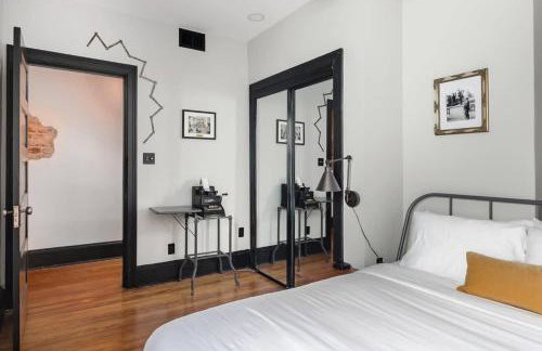 Industrial Loft Offers Historic Feel with Modern Amenities 3BR & 2BA #DCottage - Foto 12