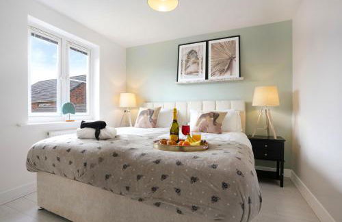 Exquisite 7 Bedroom 5 Bathroom House - Over 1900 sqft - Close to City Centre with Free Parking, Fast W-Fi and SmartTVs by Yoko Property - Foto 8