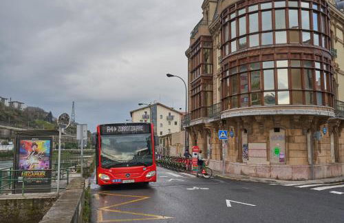 Apartamento BIO Exclusivo con mirador en Bilbao y aparcamiento público gratuito - Foto 68