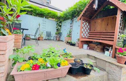 Amazing Location - City of London- 2 Bedroom Stunning Canal View House With Private Garden,Parking & Balcony - Foto 77