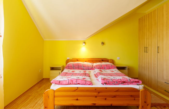 5 bedroom House in Balatonfenyves with garden and terrace - Photo 8