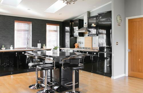 Stag Lodge - Photo 6