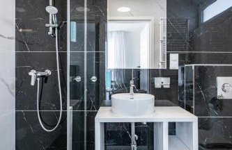 W Starym Porcie - Foto 3