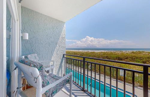Oceanview condo with pool, beach access, jetted tub, W/D, & AC - Foto 16