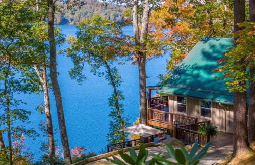 Secluded Lake Glenville Compound Prime Lake View 3 bedrooms - Foto 1