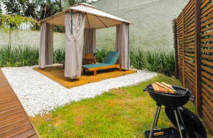 Chalé romântico com hidro e charme - Foto 11