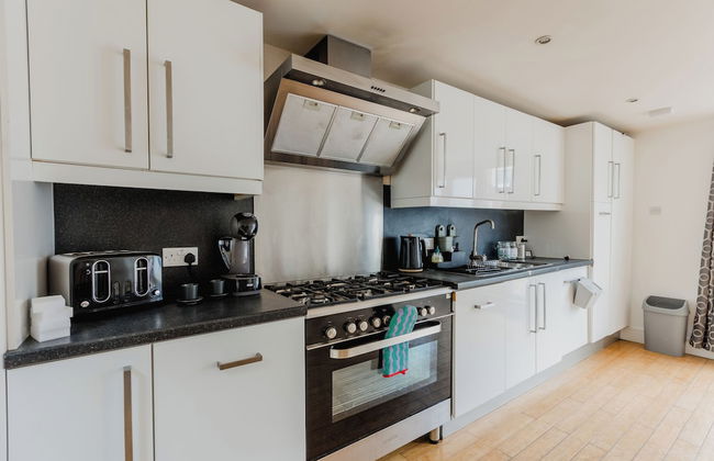 Platform Avenues 5 Bed House - Foto 13