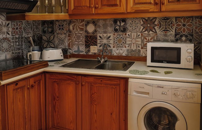 Alondras Park - Sleeps 2 - Parking - Pool - Foto 2