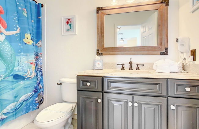 Comrow Castle Magical Getaway - Photo 26