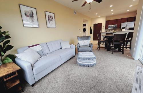 Free Parking, New Apartment, Steps From Mayo! - Foto 2