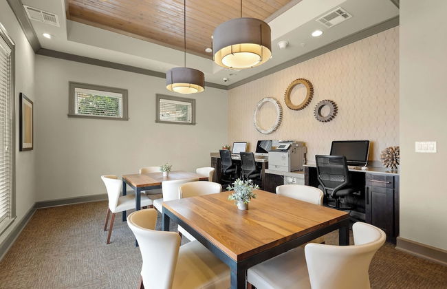 Westpointe Drive Apartments by Landing - Photo 45