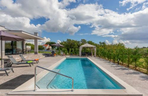 Holiday House Omis - Naklice - Photo 10