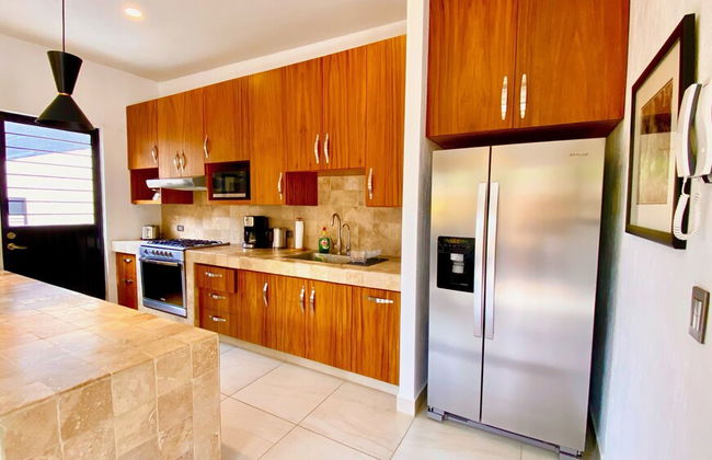 Renovated 1 Bdrm Guest House -walk to Everything -bikes -gym - Pickleball Court - Foto 34