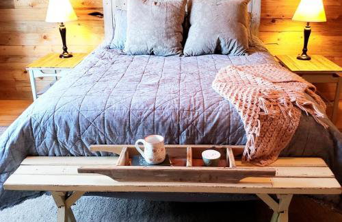 THE LOFT 3 level urban cabin with a HUGE patio! - Foto 49