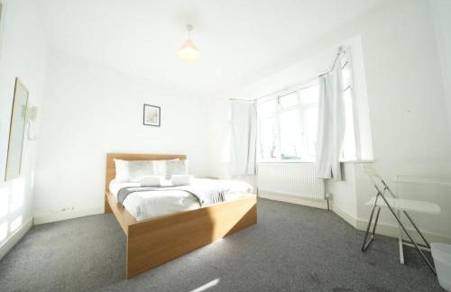 Private Rooms-Private Bathrooms-Near Airport- CABIN CREW paradise - Foto 16