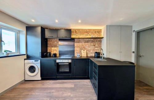 Charming Flat With Free Parking in Prime Location - Foto 7