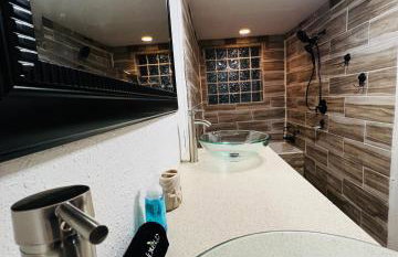 The Sabine River Retreat - The Black Collection - Foto 8