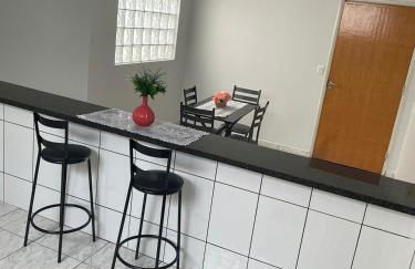 Apartamento amplo, confortável e equipado - Apt 101 - Foto 1