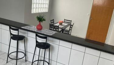 Apartamento amplo, confortável e equipado - Apt 101 - Foto 1
