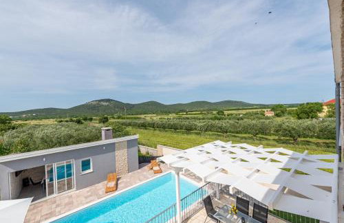 Villa SALT bazen,jacuzzy - Foto 30