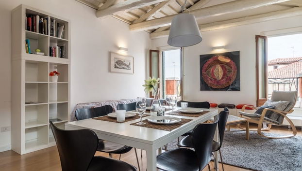 Carmini Canal View and Balcony with Lift - Foto 2, Imagen principal