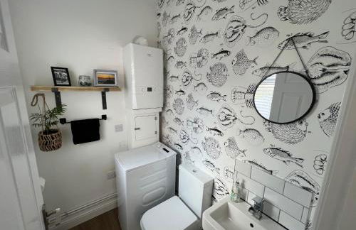 Modern 2 bedroom beach house - Photo 14