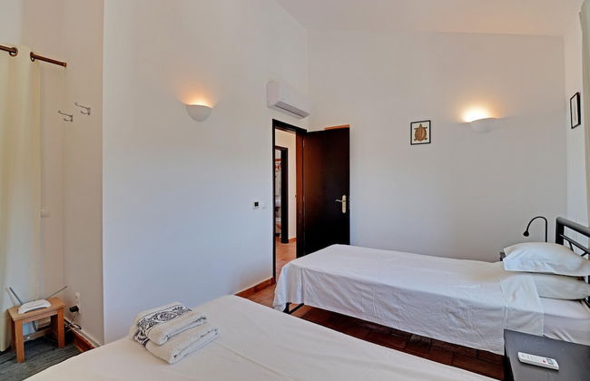 Villa Eiras Altas Grande by Portucasa - Foto 23