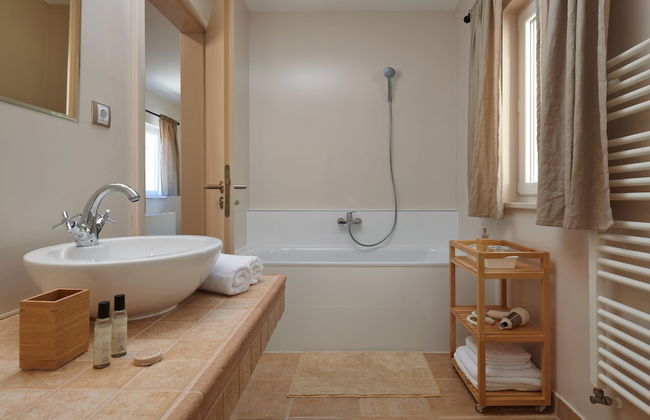 Luxury Villas Stari Grad - Photo 31