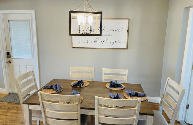 Kiss the Wave - Spacious 4BR 3BA w Pool hot tub - Foto 10