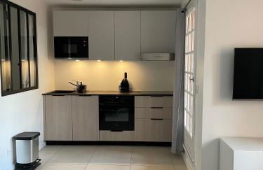 Studio Bruno, vue mer, avec piscine, Golfe de Saint Tropez - Foto 11