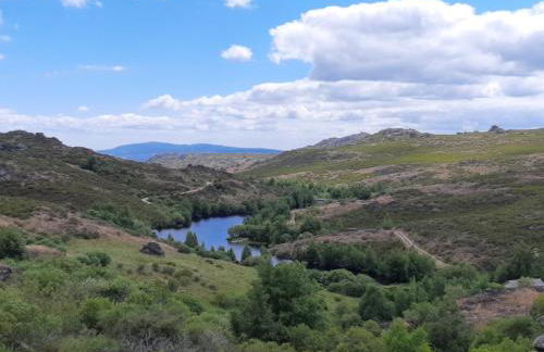 Abrigo Montesinho - Foto 29