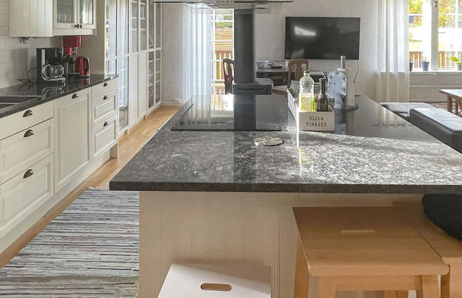 Holiday Home in Henån - Photo 3