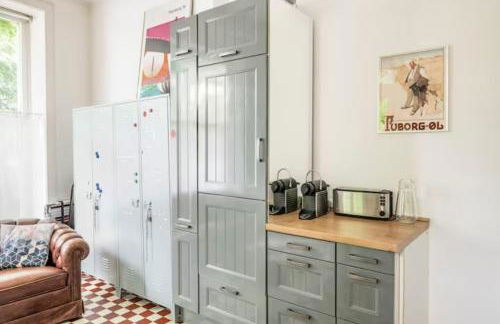 Großzügige 185m2-Altbauwohnung in Bestlage 7Zimmer-2Bäder-2Küchen-2WCs - Foto 6