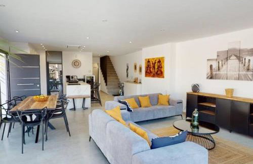 Preciosa casa Roses con piscina cerca playa AV 90 - Foto 5