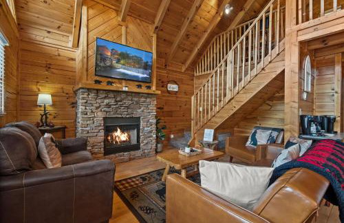 Escape to the Smokies- Pool, hot tub, cozy cabin, Pigeon Forge - Foto 7