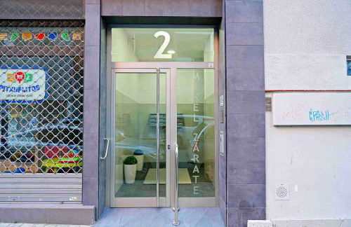 Apart 2 terrazas para 4 personas Bilbao centro - Photo 32