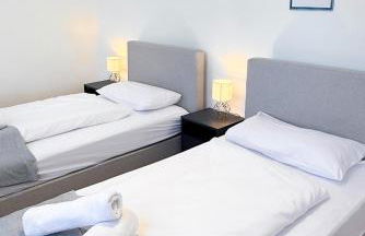 Stilvoll & zentral in der Innenstadt, nahe Hauptbahnhof und Limbecker Platz, helle und großzügige Räume, voll ausgestattete Küche - Photo 27