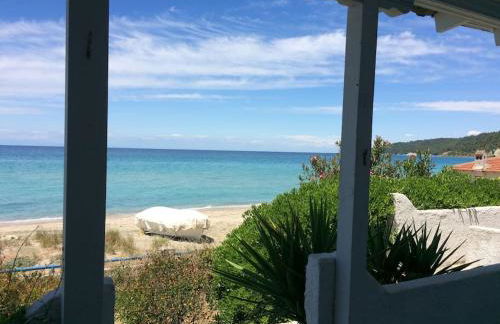 House on the beach in Fourka Chalkidiki! - Photo 1