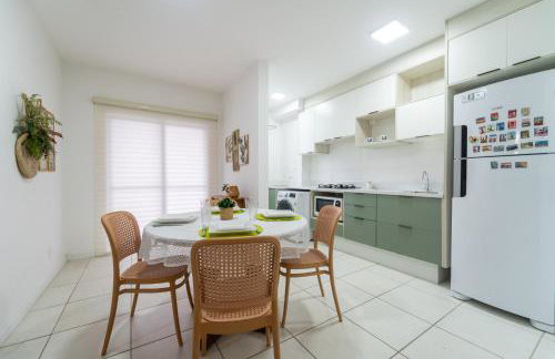 Apartamento a 150 M DA PRAIA com SACADA, WI-FI, PISCINA, PORTARIA 24h, PLAYGROUND e vaga de GARAGEM - Photo 42