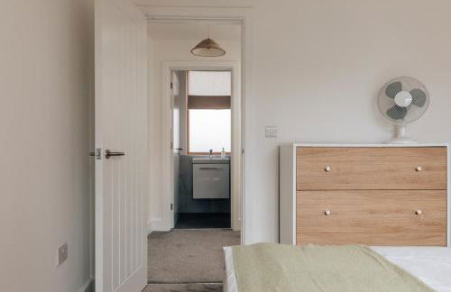 Redland Stay In Bespoke Home 1 of 2 - Foto 7